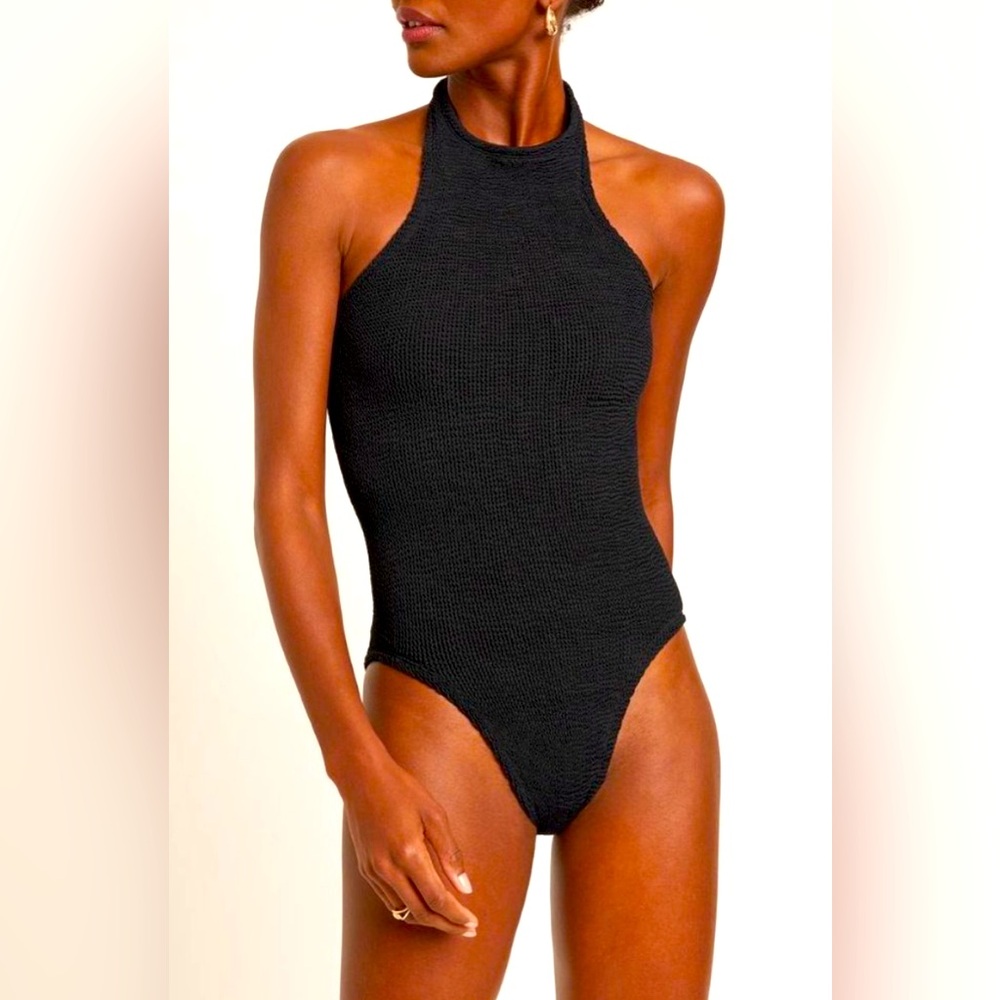 Hunza G Polly crinkle one piece black swimsuit